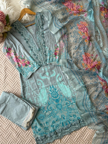 Blue Embroidery Detailed Floral Suit