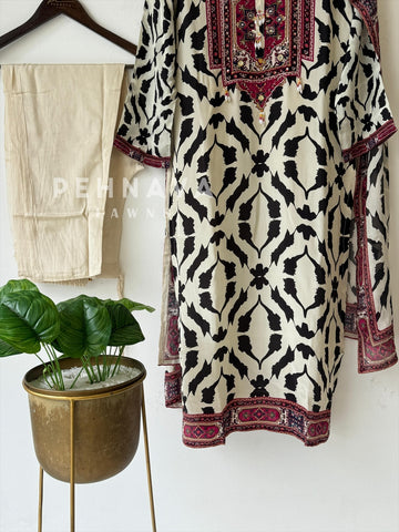 Printed Crepe Kurtha Ensemble-4080 - Pehnava Lawns