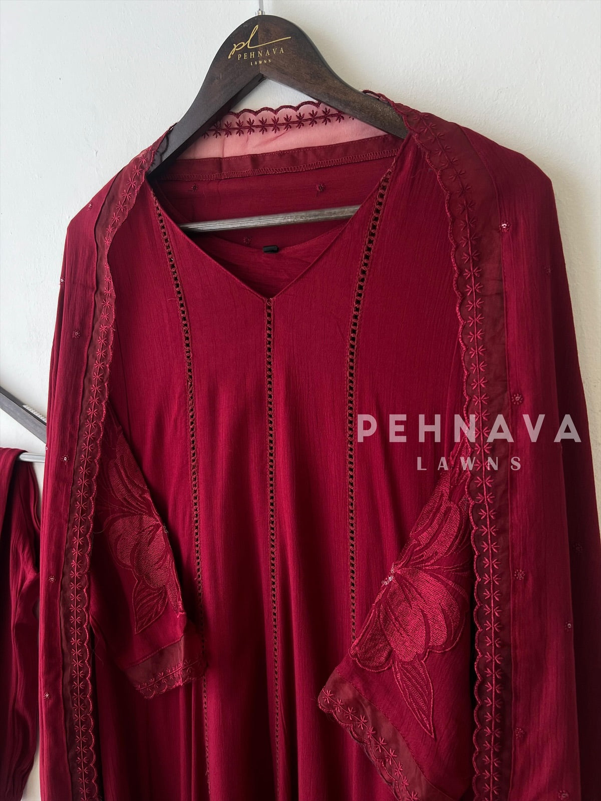 Lace Detail Crinkled Rayon Suit