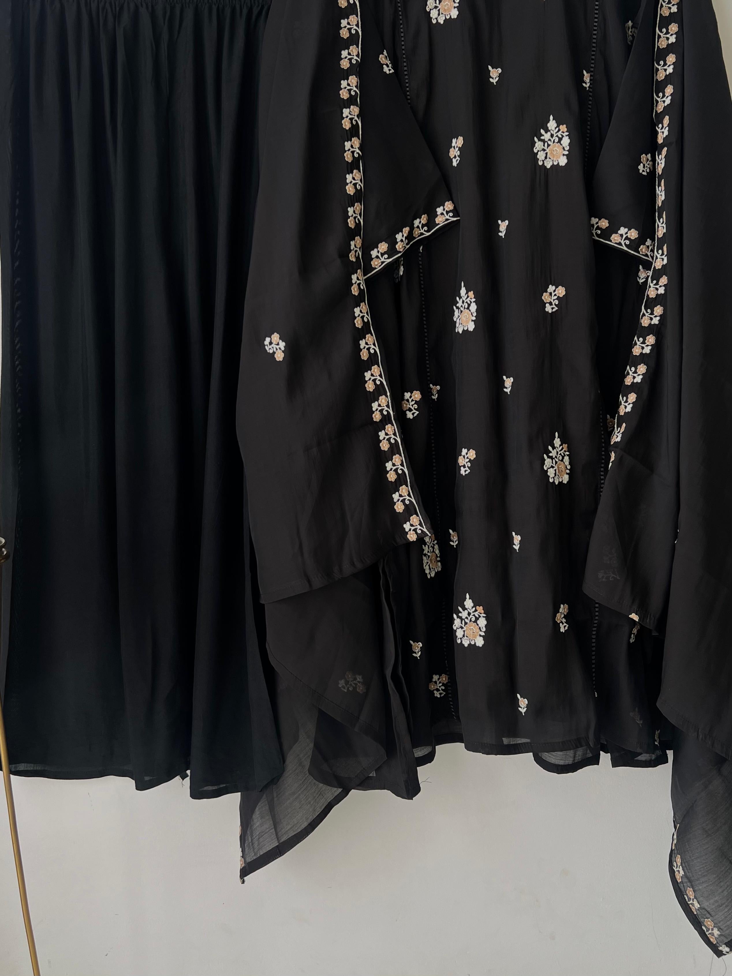 Floral Chanderi Ethnic Suit-3482 - Pehnava Lawns