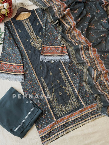 Signature Embroidered lawn Unstitched Suit 3651