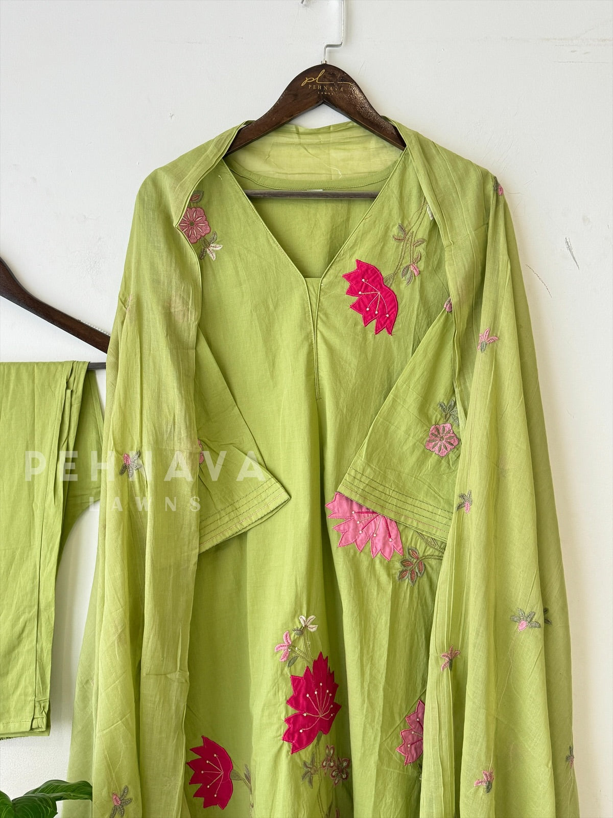 Aplique Detailed cotton Three-Piece Suit SN 3427 DJ3