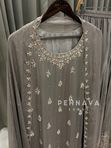 Premium Chinnon Handworked Ensemble-U4308