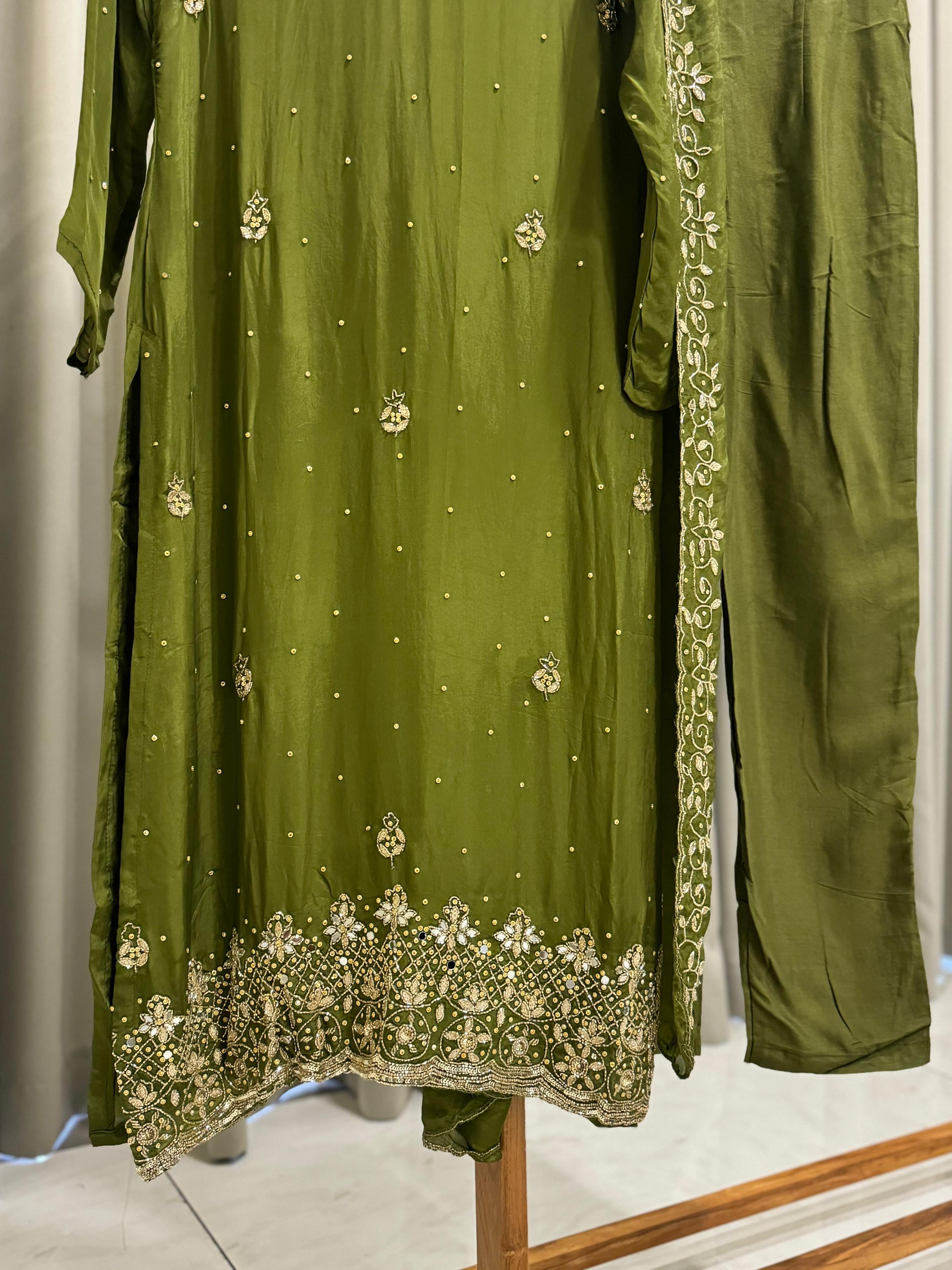 Premium Handworked Chin-non 3 piece Suit - Pehnava Lawns