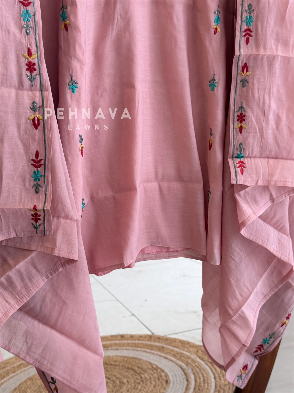 V-Neck EmbroideredSuit Set
