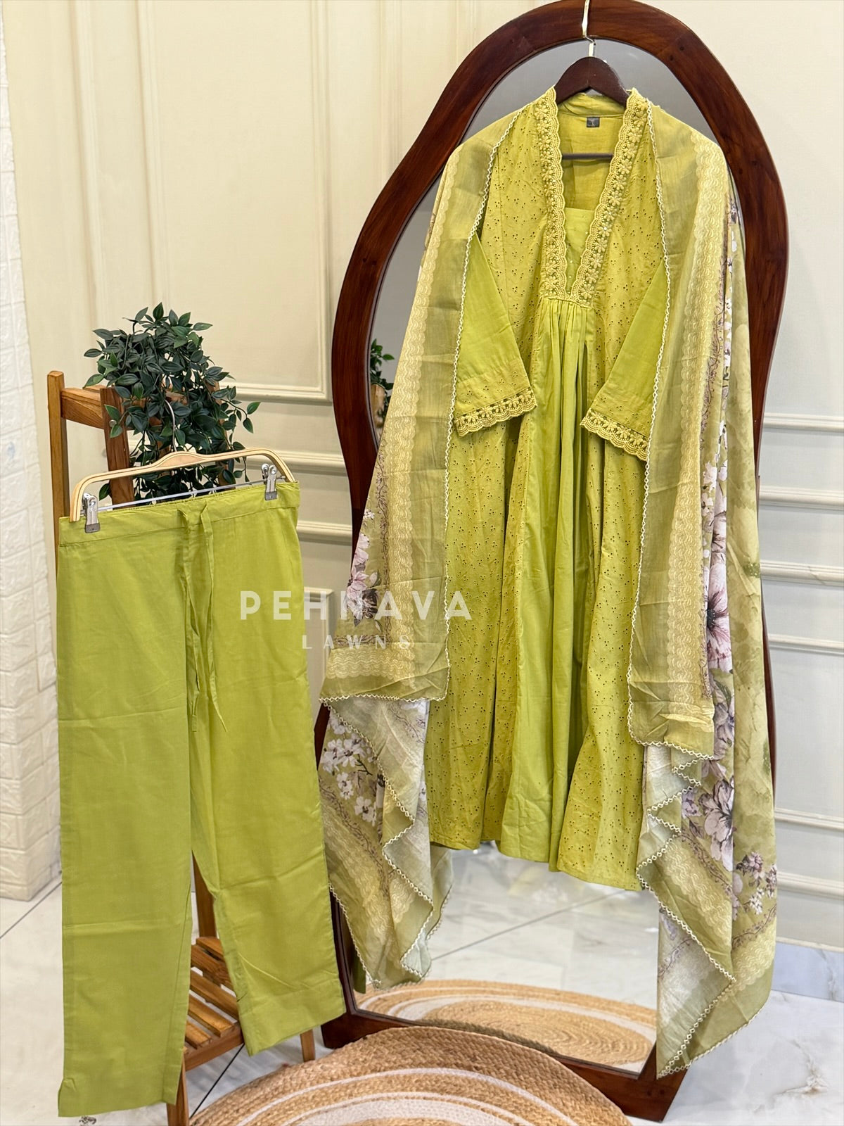 Front Panel Printed Suit Set