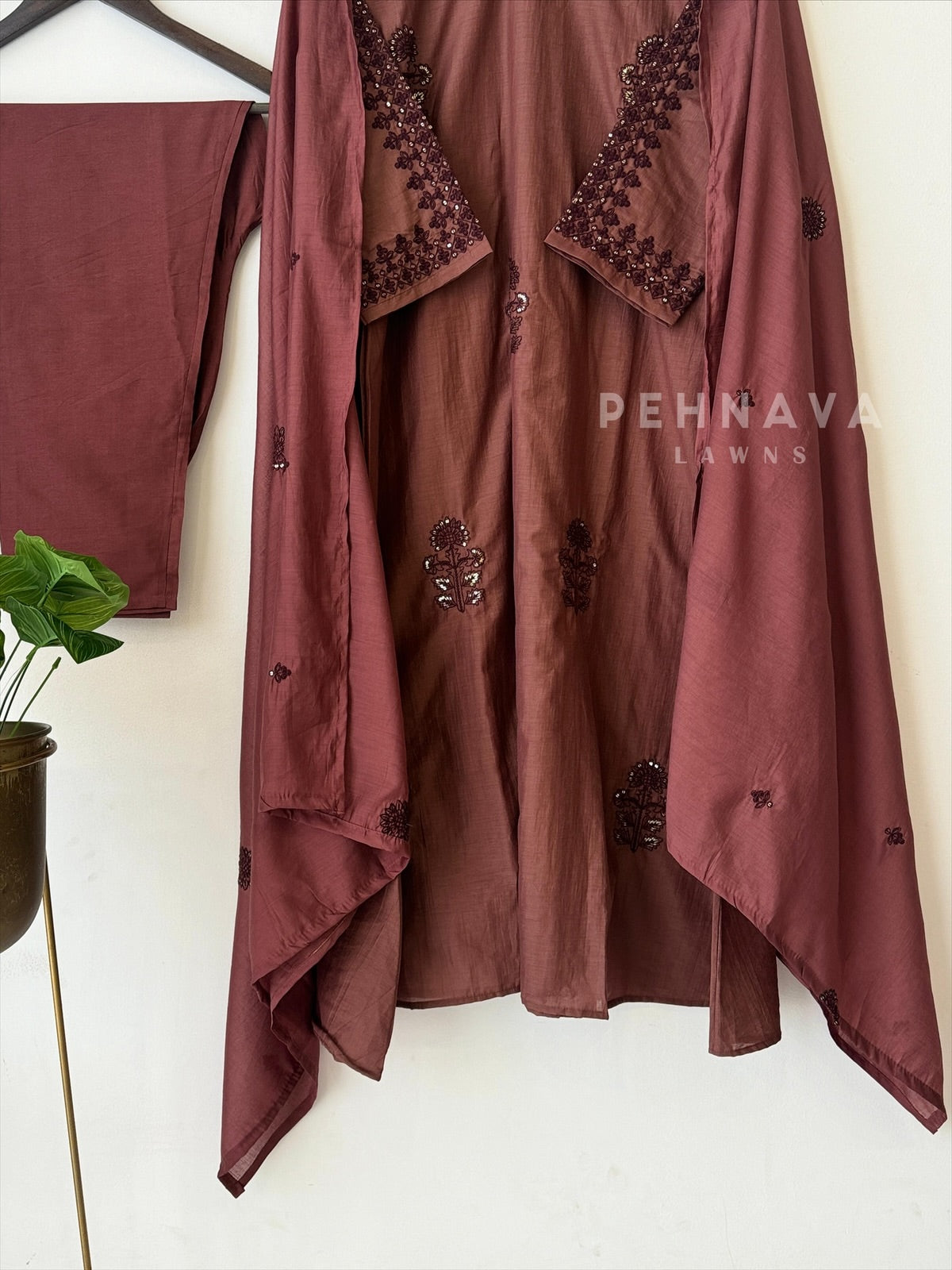 Chanderi Embroidered Suit Set 3220 - Pehnava Lawns
