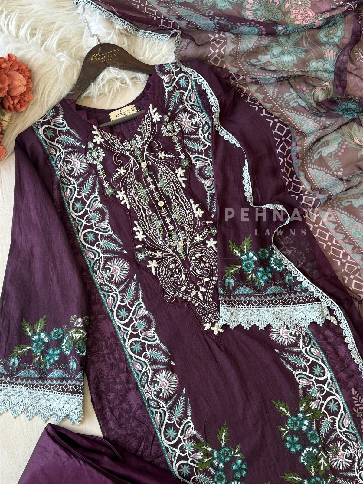 Embroidery Print Suit-1460