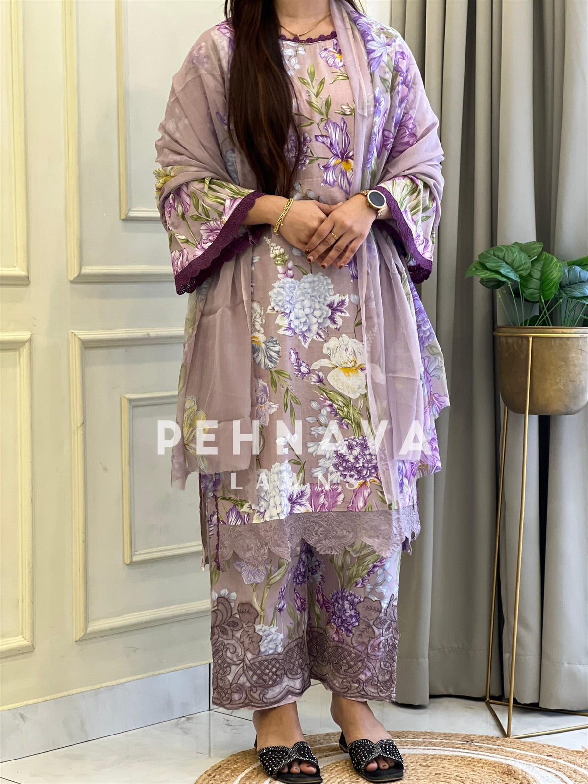 Floral Print Lawn Suit with Printed Dupatta-Chiffon/Cotton