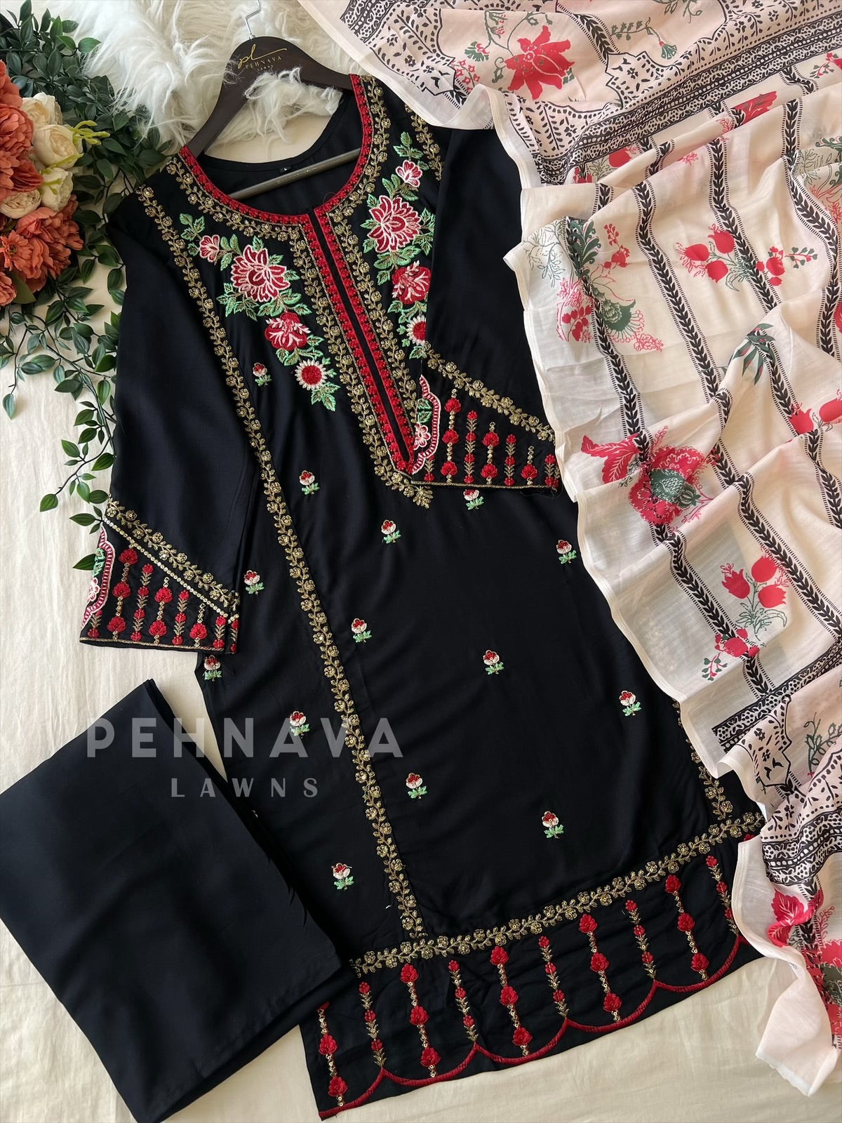 Black Embroidered Pakistani Suit - Pehnava Lawns
