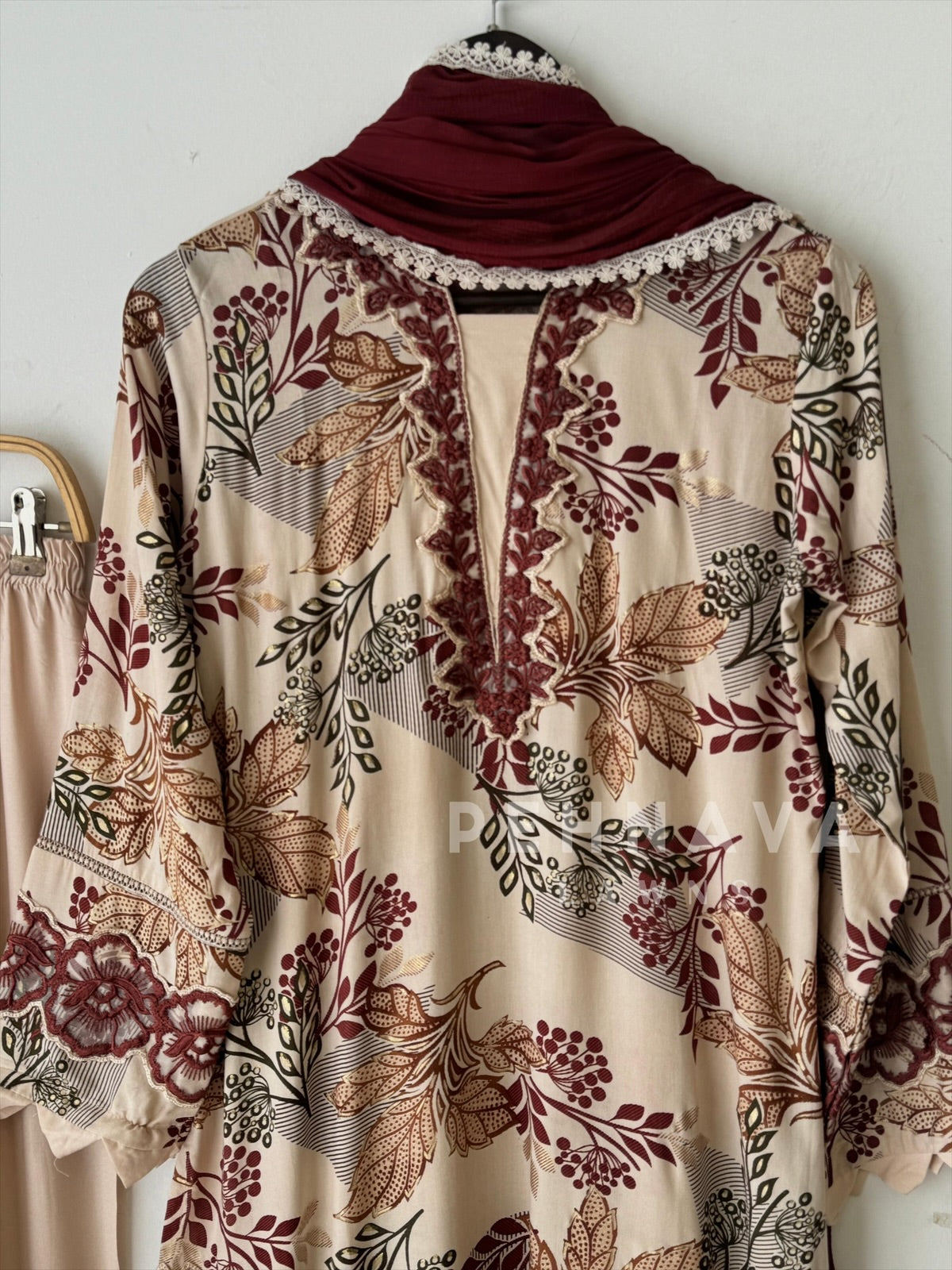 New Floral Embroidery Kurtha Set-143