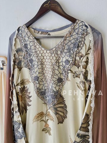New Floral Embroidery Kurtha Suit