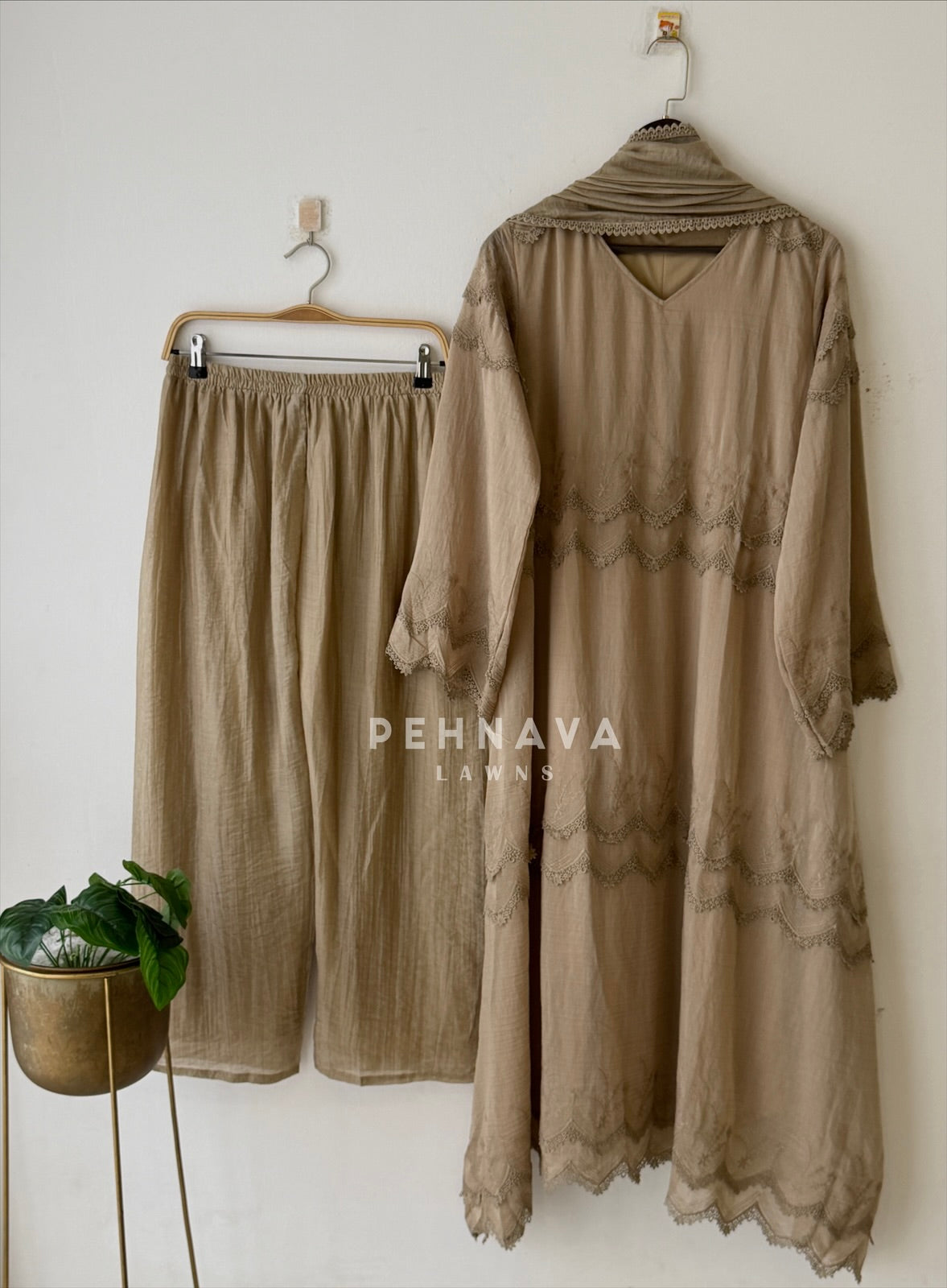 Embroidered Three Piece Suit Set 5110