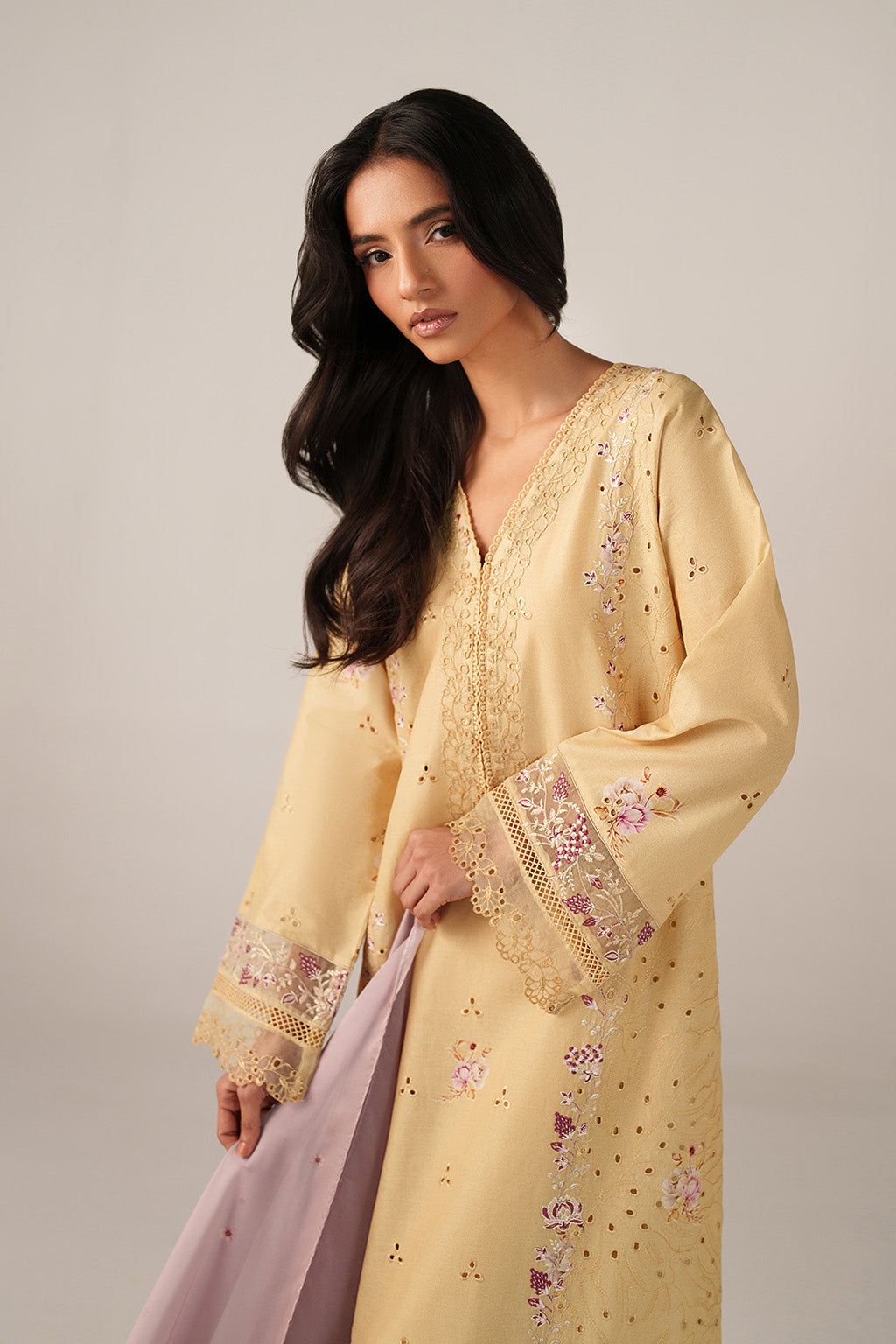 IZNIK Embroidered Printed Lawn SS-11 - Pehnava Lawns