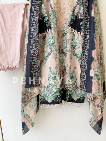 Signature stitched Suit-401