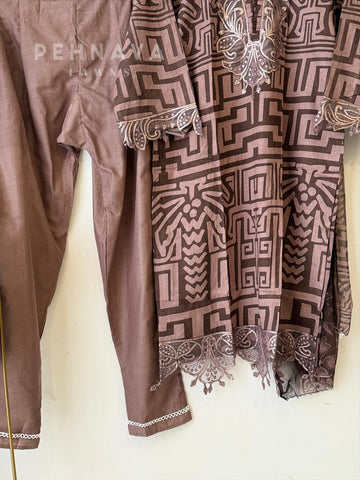 Brown Printed Lawn Suit with Printed Dupatta-Chiffon 1411 - Pehnava Lawns
