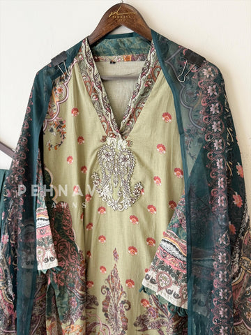 Casual Ready to Wear Suit-1755 - Pehnava Lawns