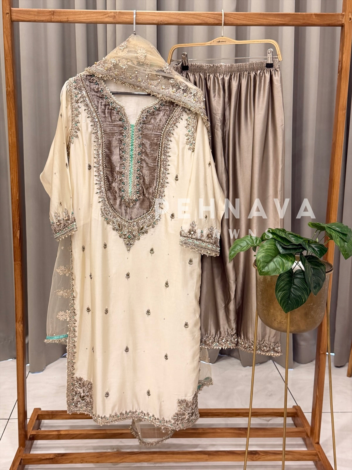 Velvet Yoke Embroidered Suit