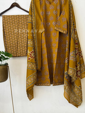Ajrakh Printed Cotton Kurthi Set
