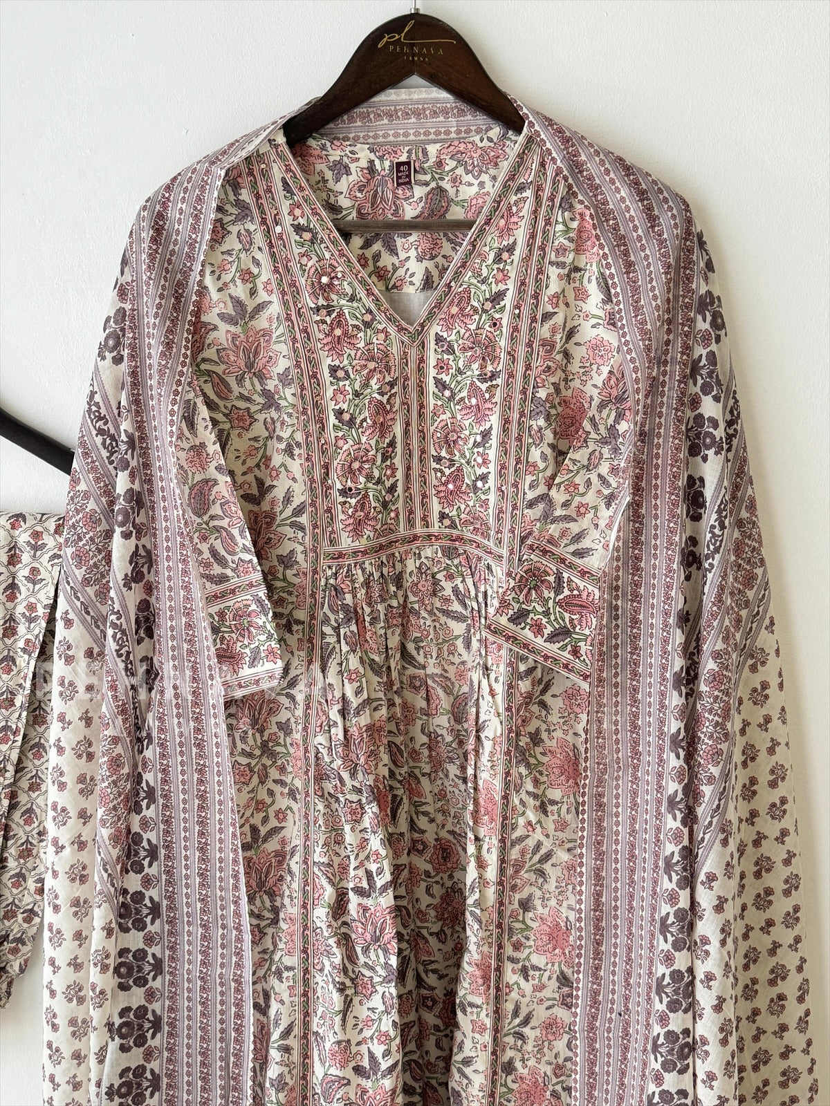 Printed Cotton Suit with Dupatta-18546 - Pehnava Lawns