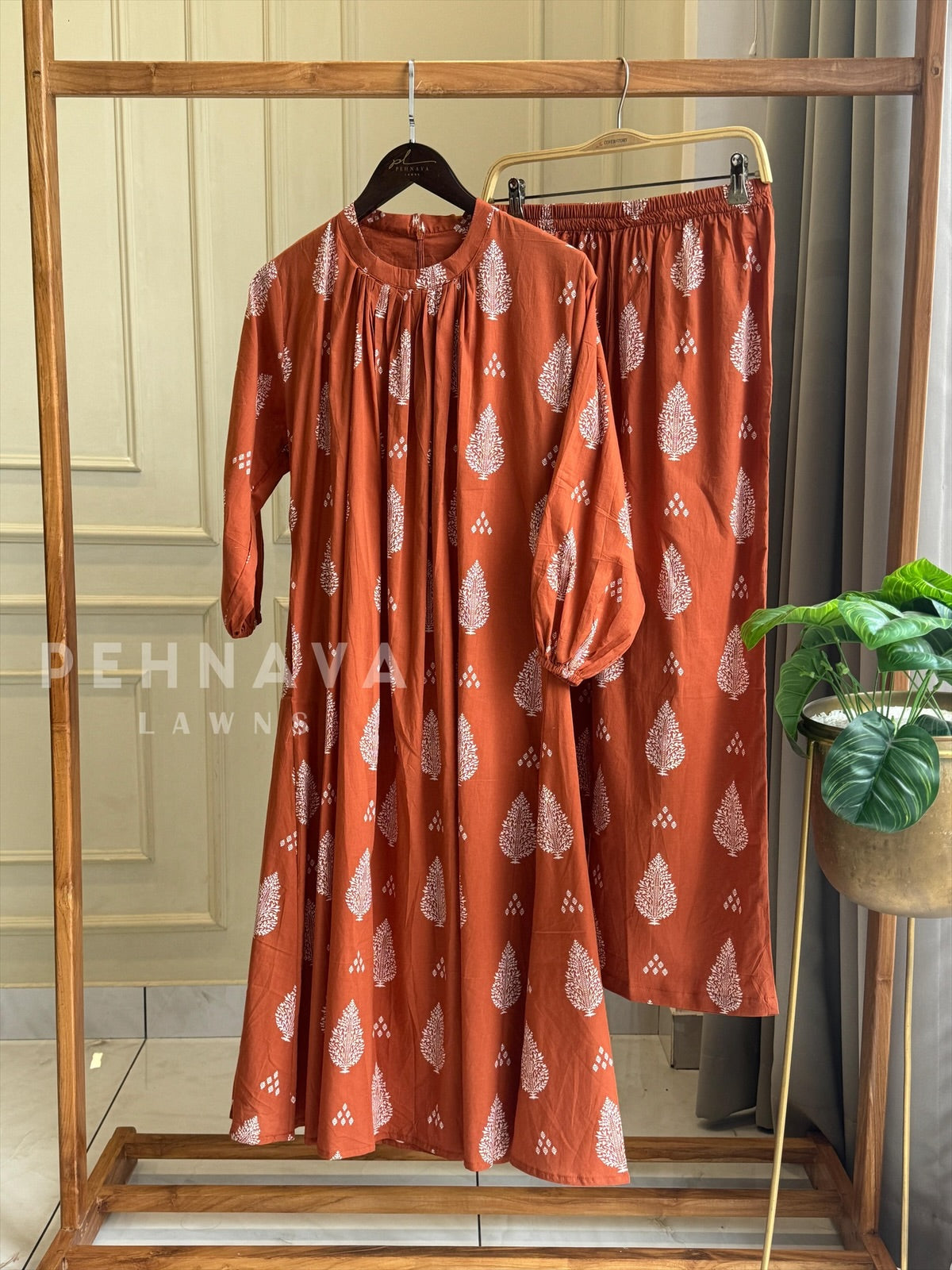 Motif Print Cotton Set - Pehnava Lawns