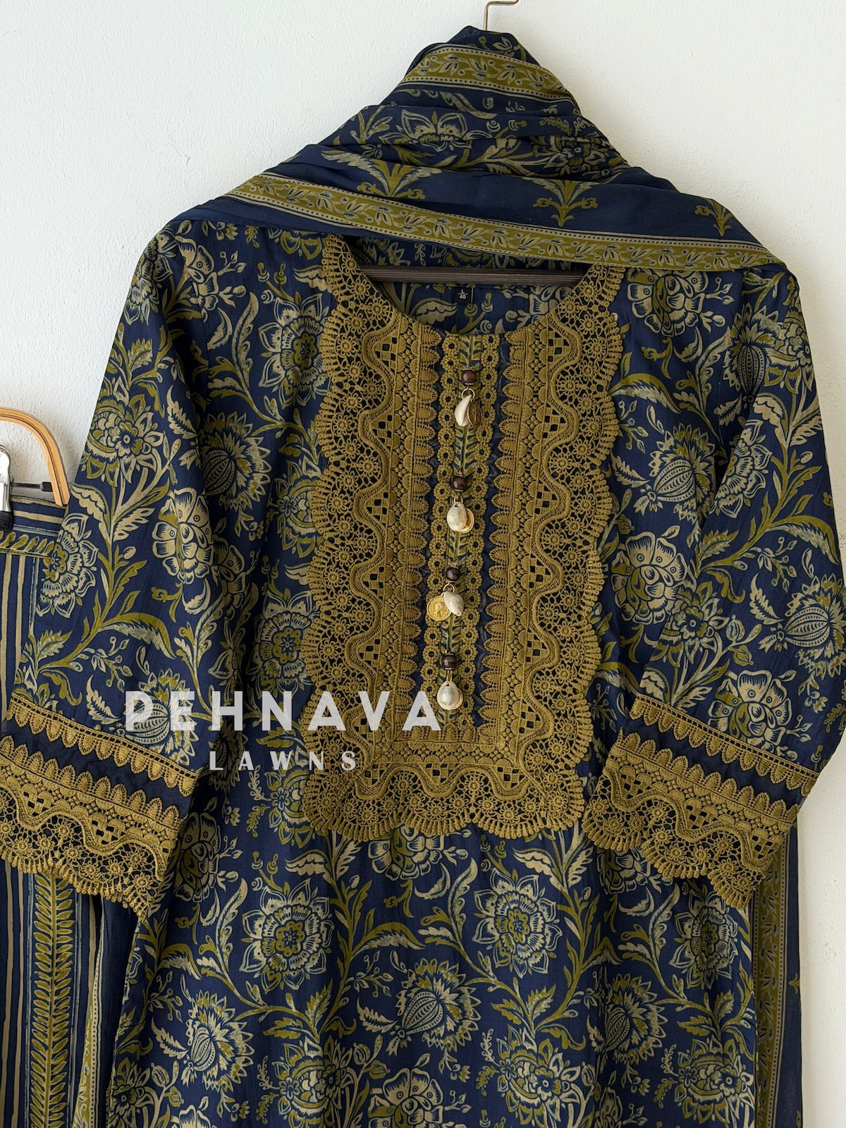 Lace Trimmed Printed Suit Set