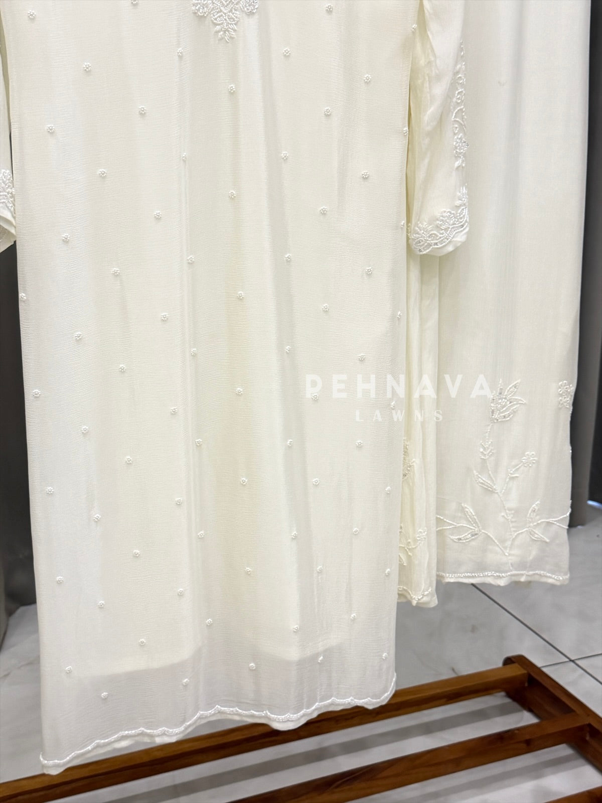 Premium Handworked Chinnon Ensemble 8802