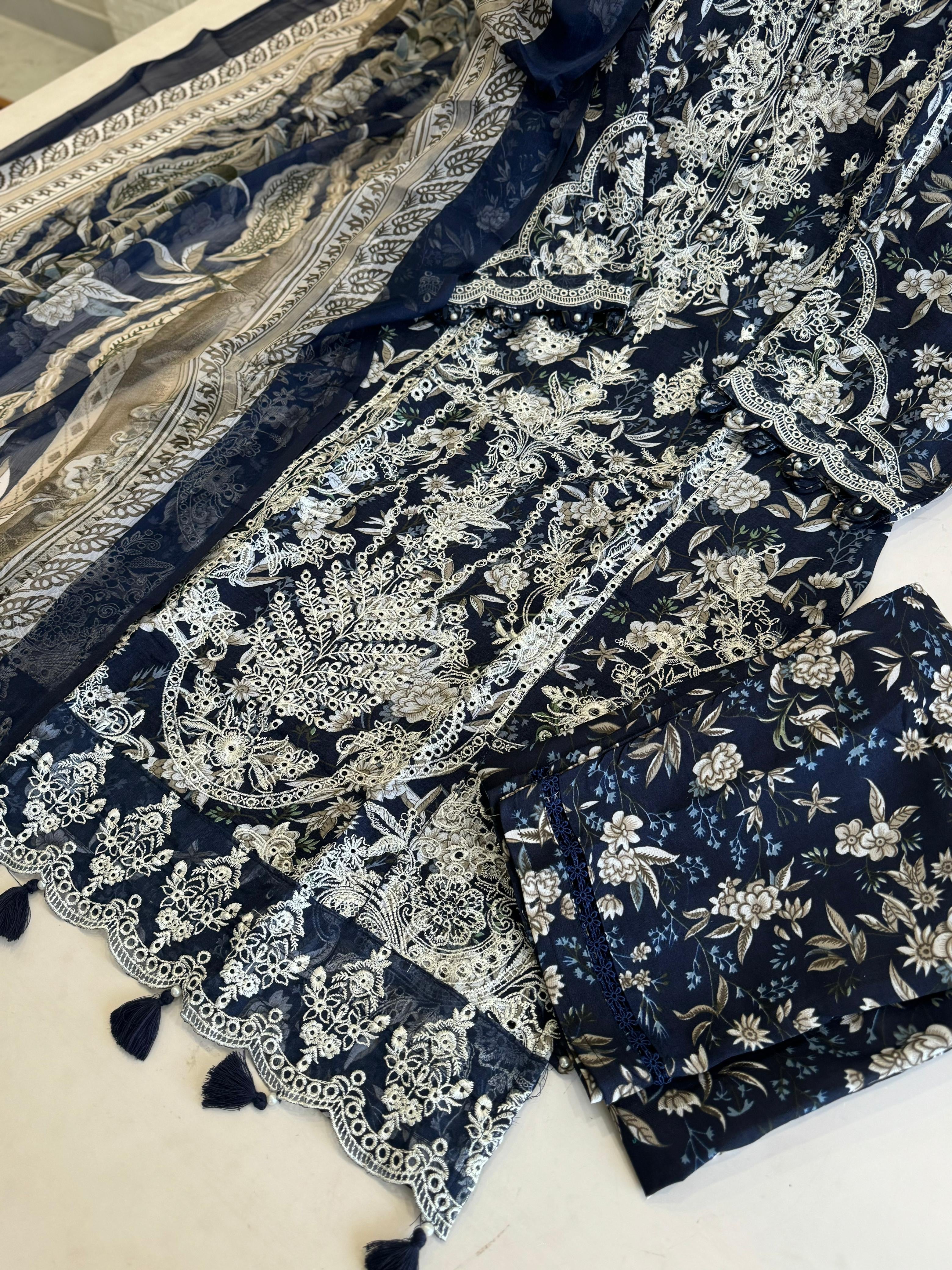 Traditional Embroidery Detailed Suit-2