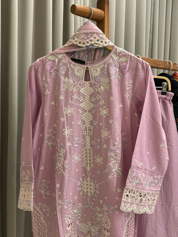Luxurious Trendy Pure lawn Suit-0921