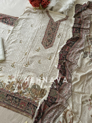 New Premium Black&White Muslin Suit-296