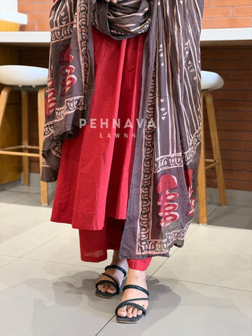 Cotton Suit With Printed Dupatta