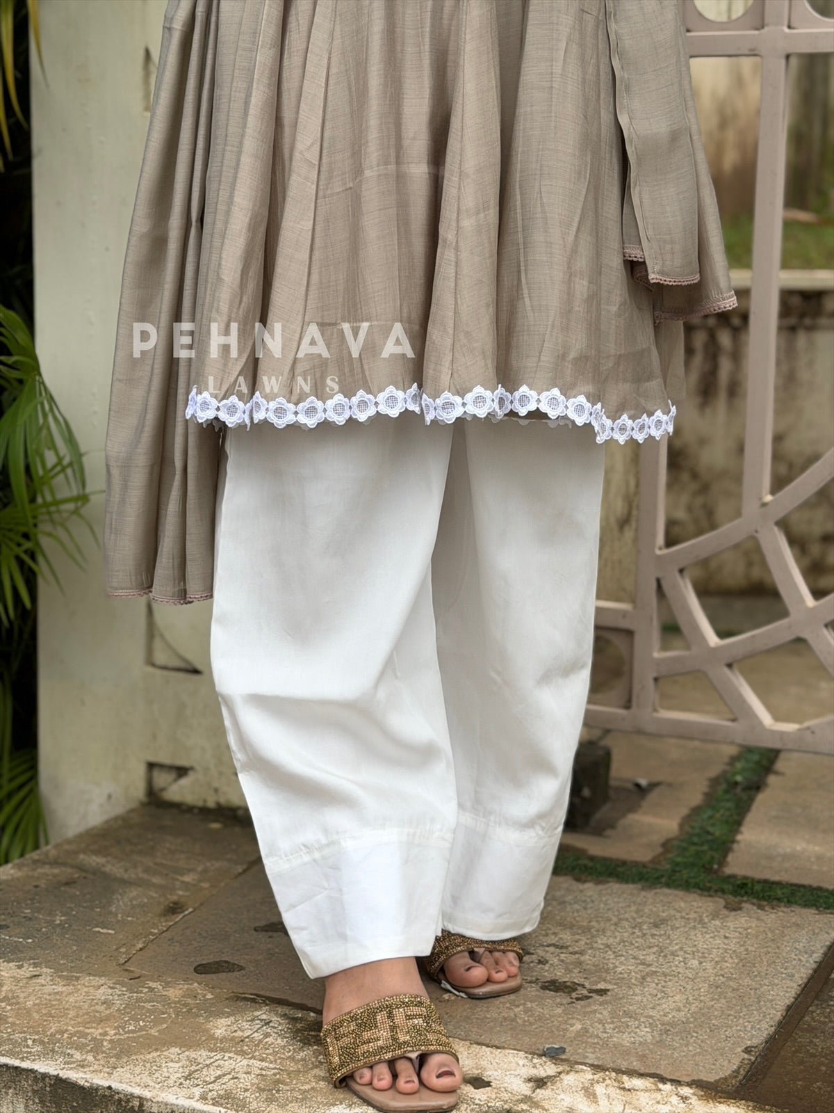 Floral Detailed Tunic set B215 - Pehnava Lawns
