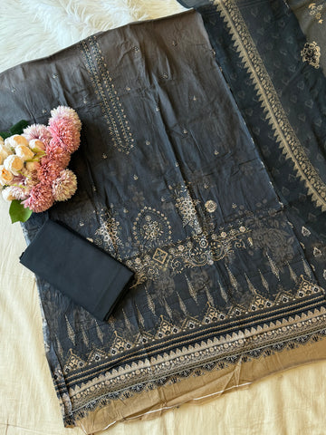 Embroidered  cotton suit with digital printed  dupatta-3