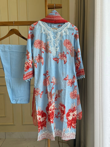 Pure  Cotton suit with embroidered patches and detailings-2