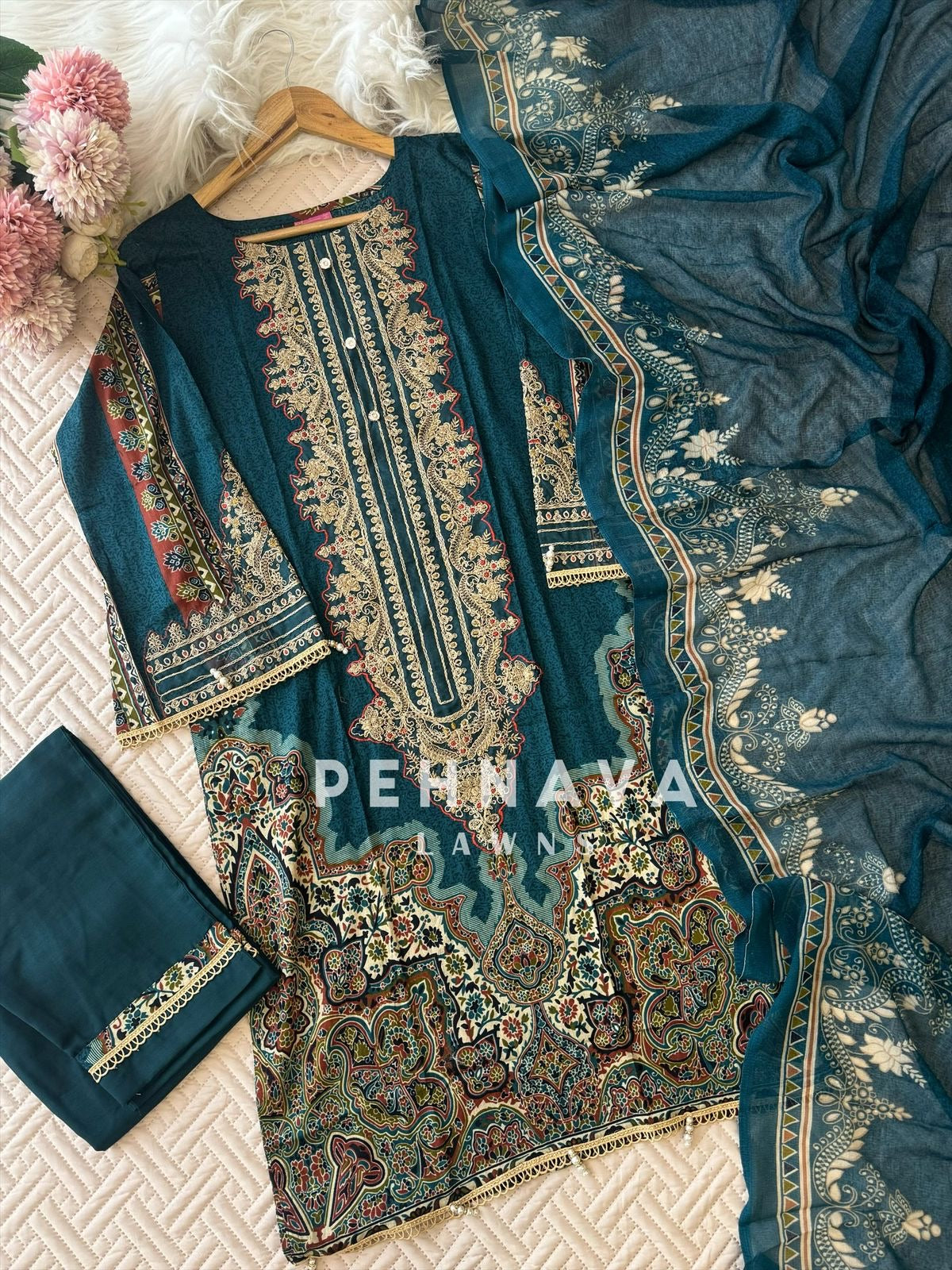 Printed casual suit with chiffon dupatta