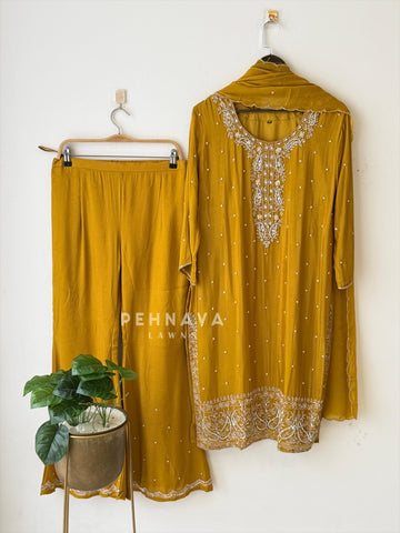 Mustard Heavy Work Ensemble-16620