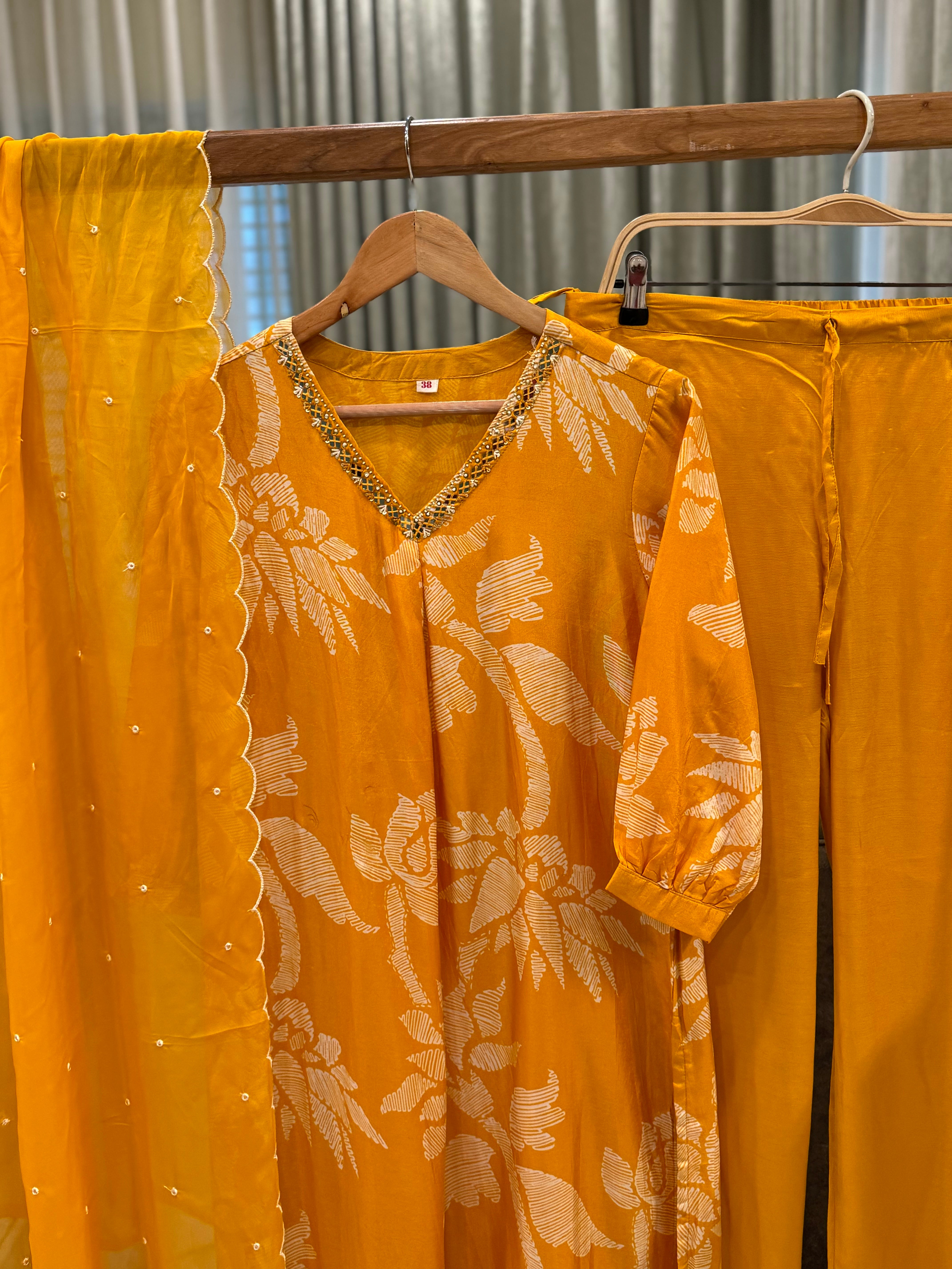 Pure chinnon floral pleated a-line suit-4226