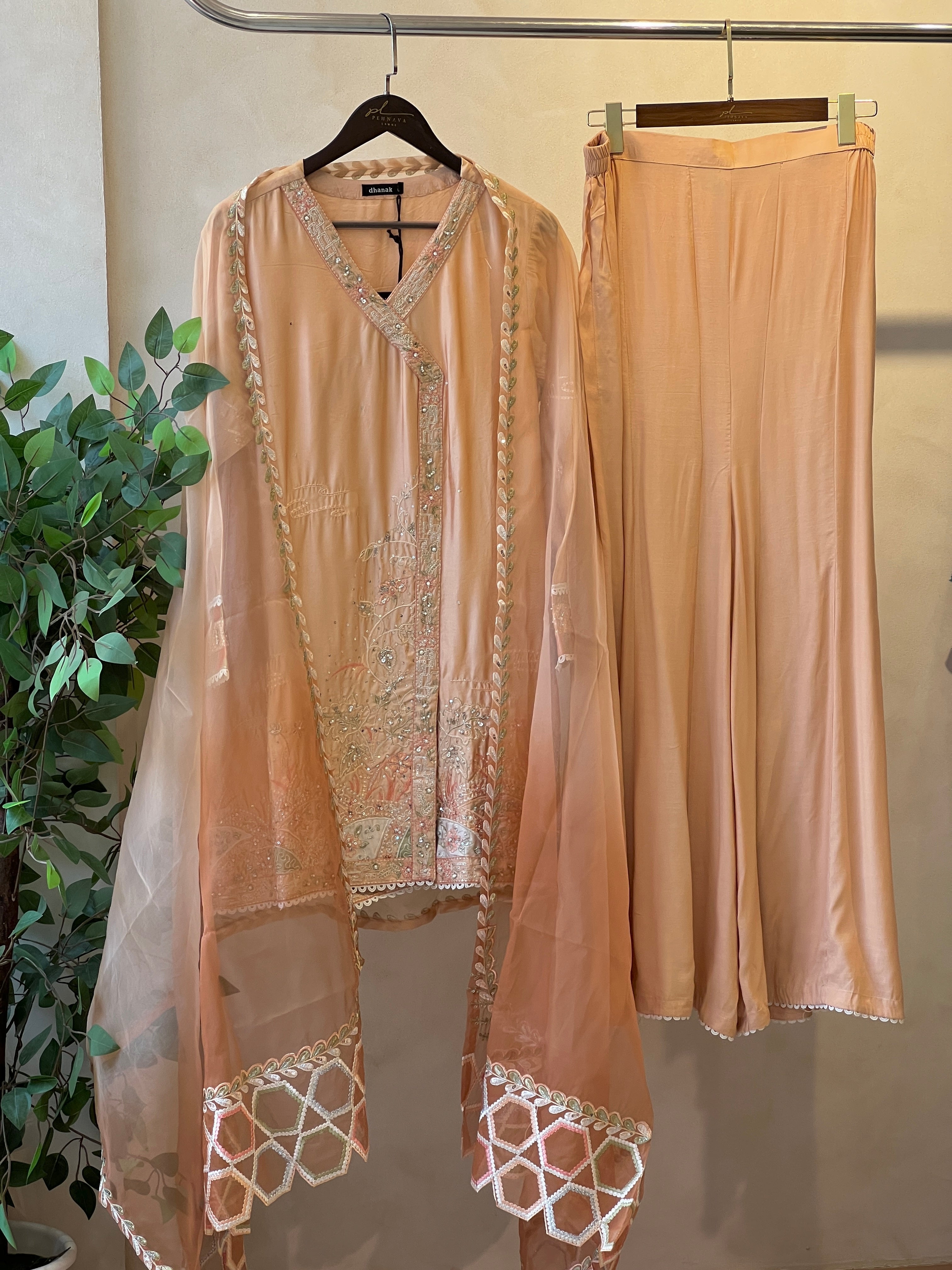 Dhanak Three piece luxurious suit DL-0330