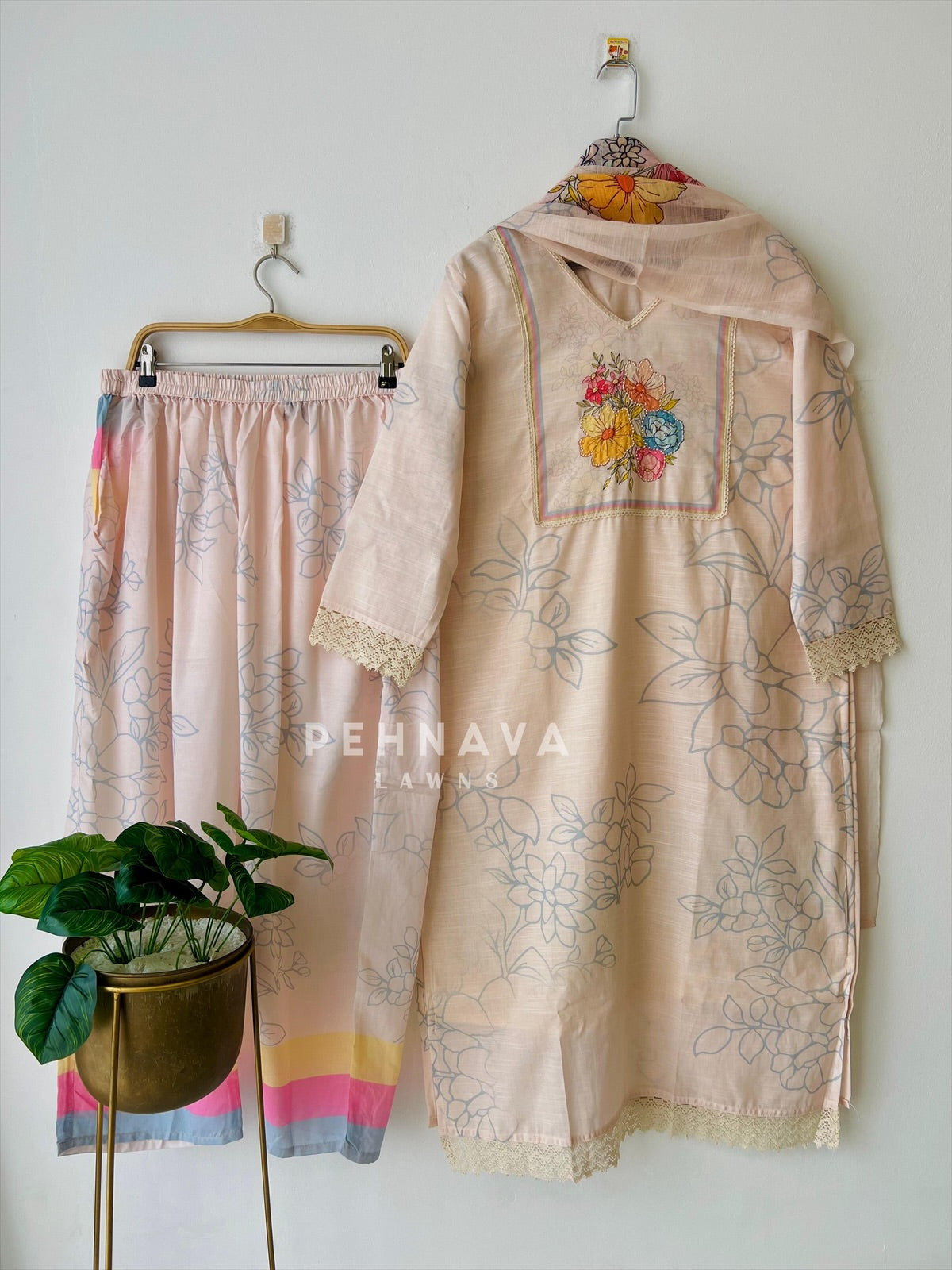 Floral Linen Printed Suit-13424 - Pehnava Lawns