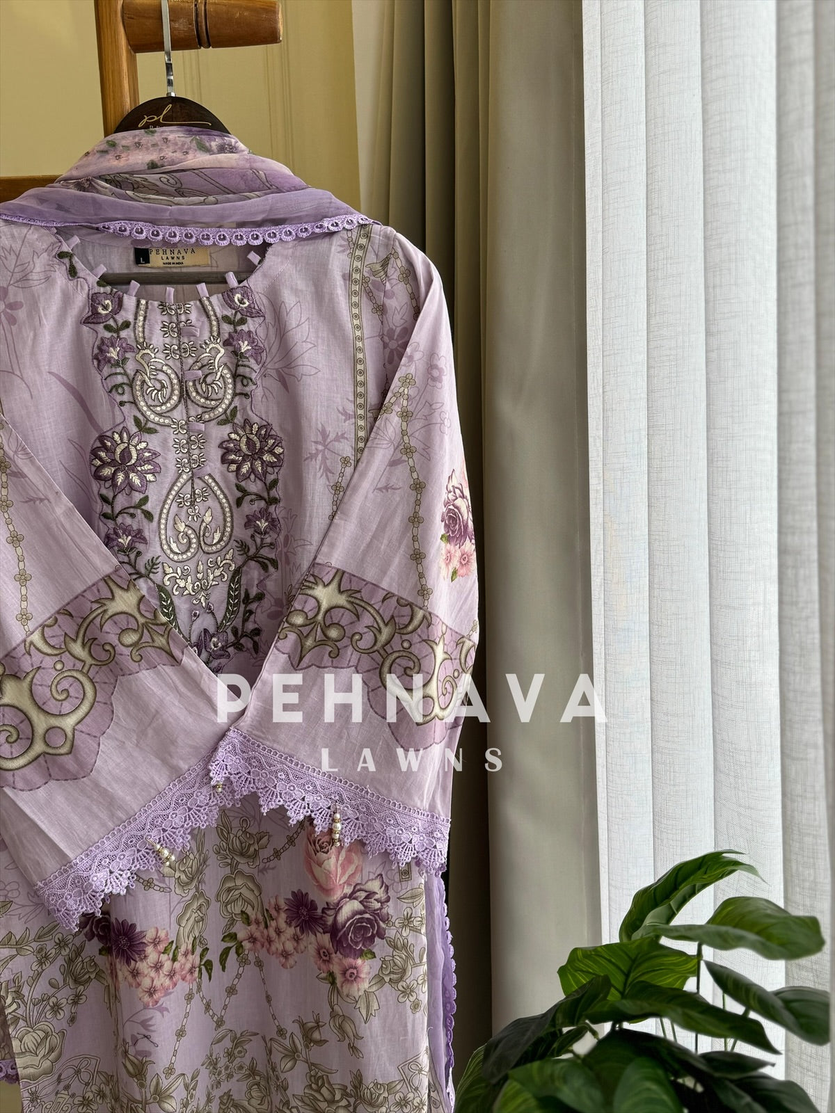 Classic Pakistani Lawn Suit