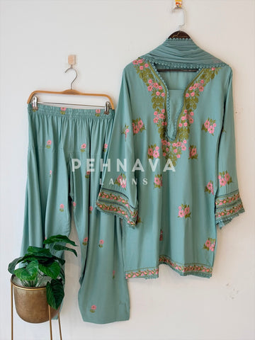 Floral Embroidered Farshi Salwar