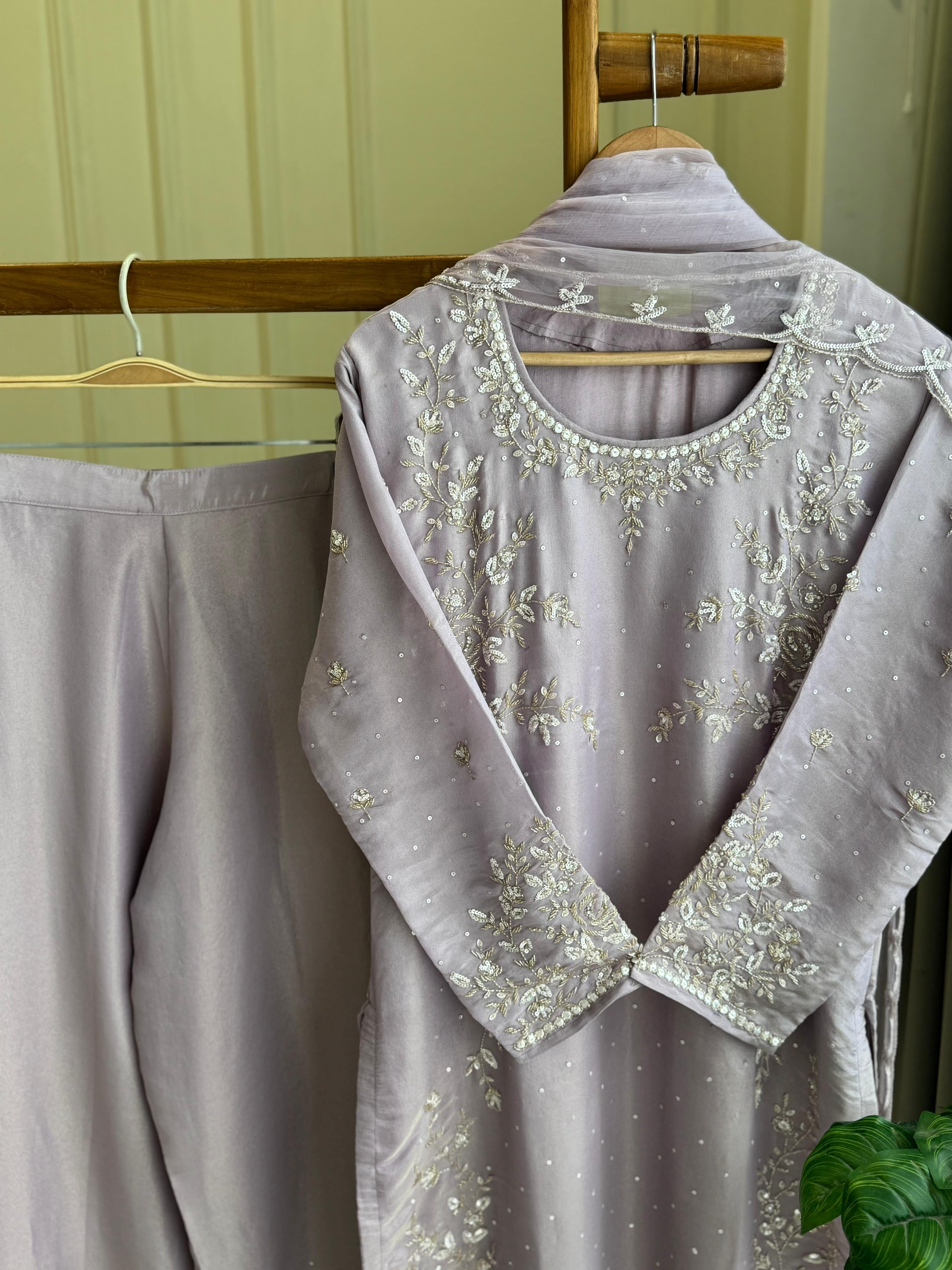 Tissue Handworked Salwar Kameez