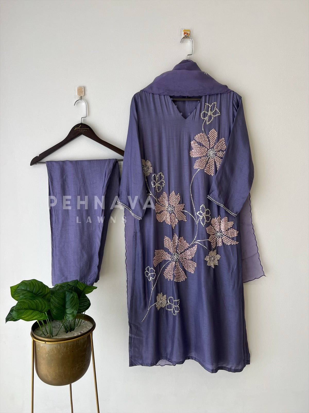 Heritage Bead Floral Suit-2285 - Pehnava Lawns