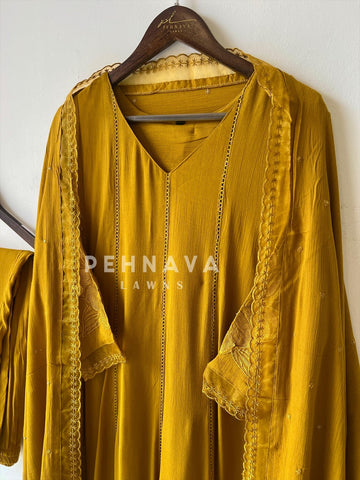 Lace Detail Crinkled Rayon Suit