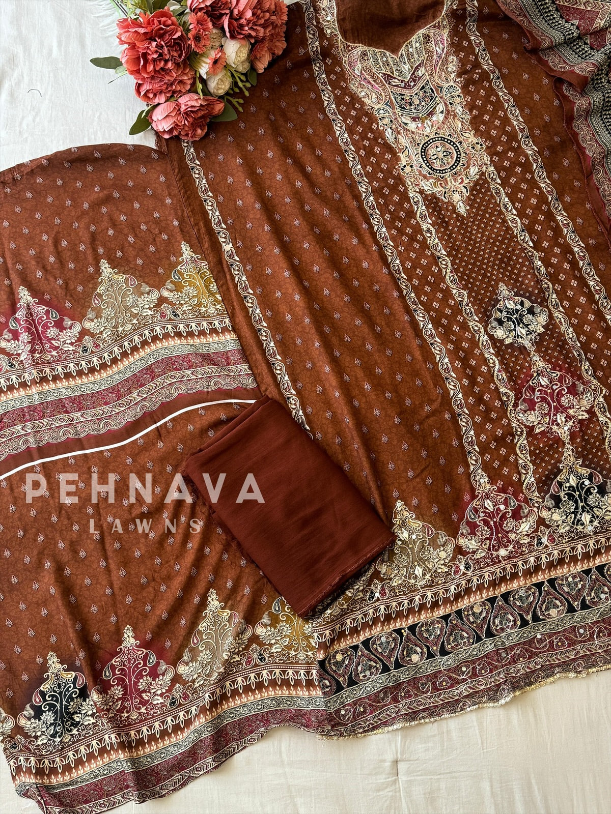Premium Muslin Suit Set-324 - Pehnava Lawns