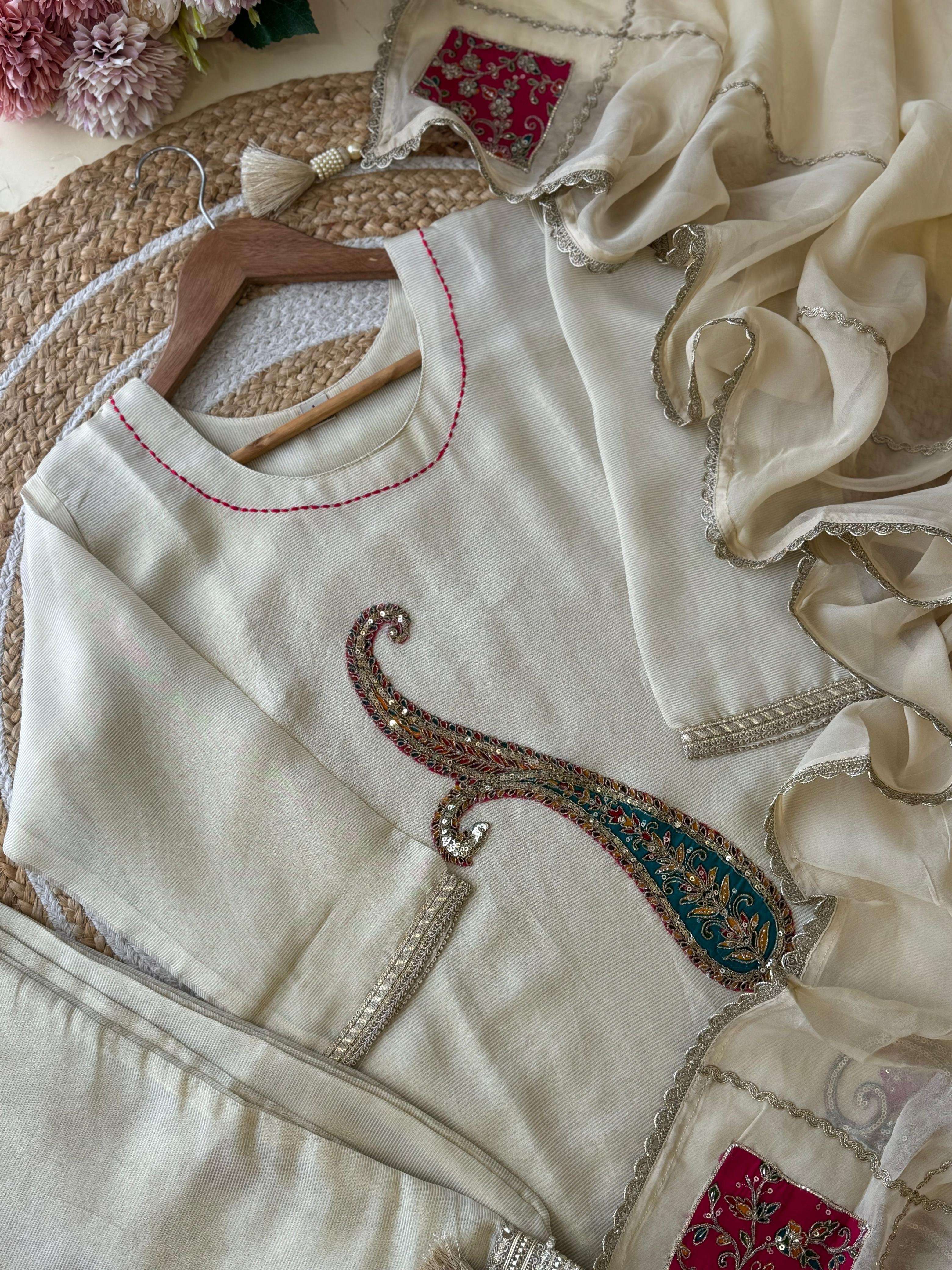 Pure Tissue handworked suit-0052