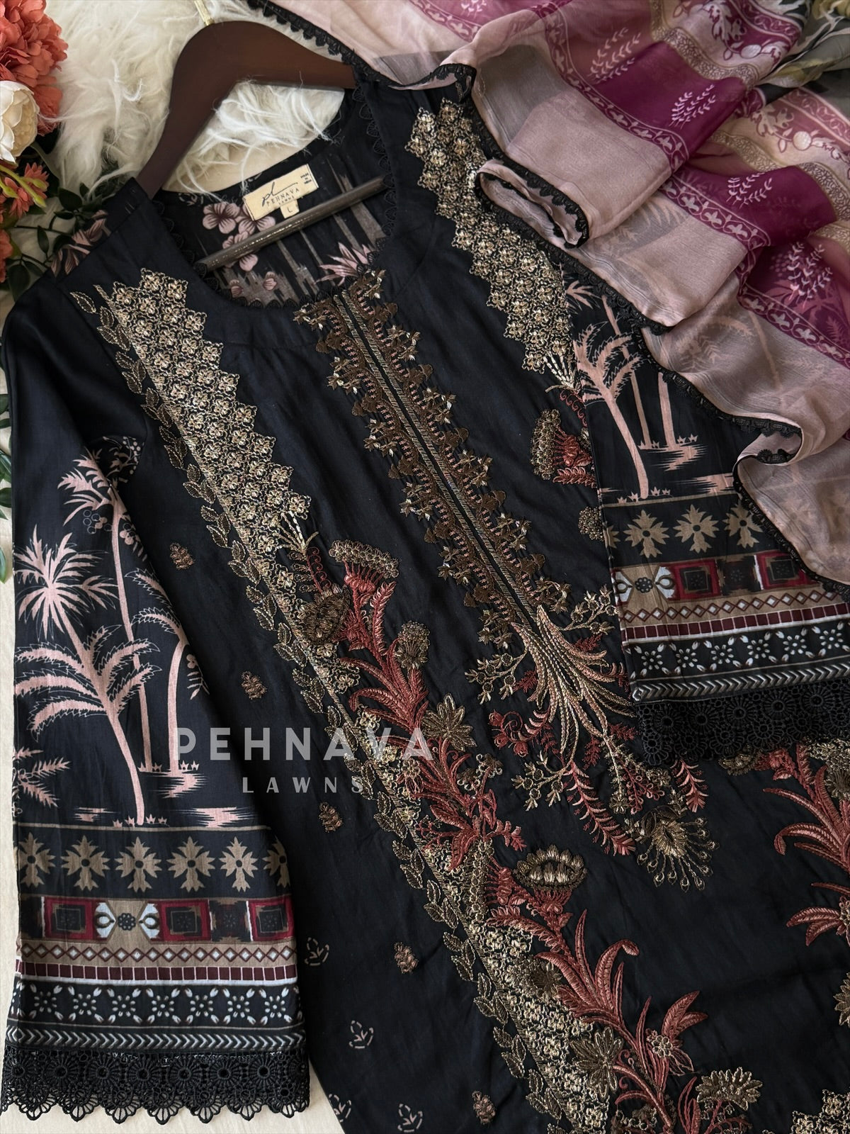 Cotton Embroidered suit 3374