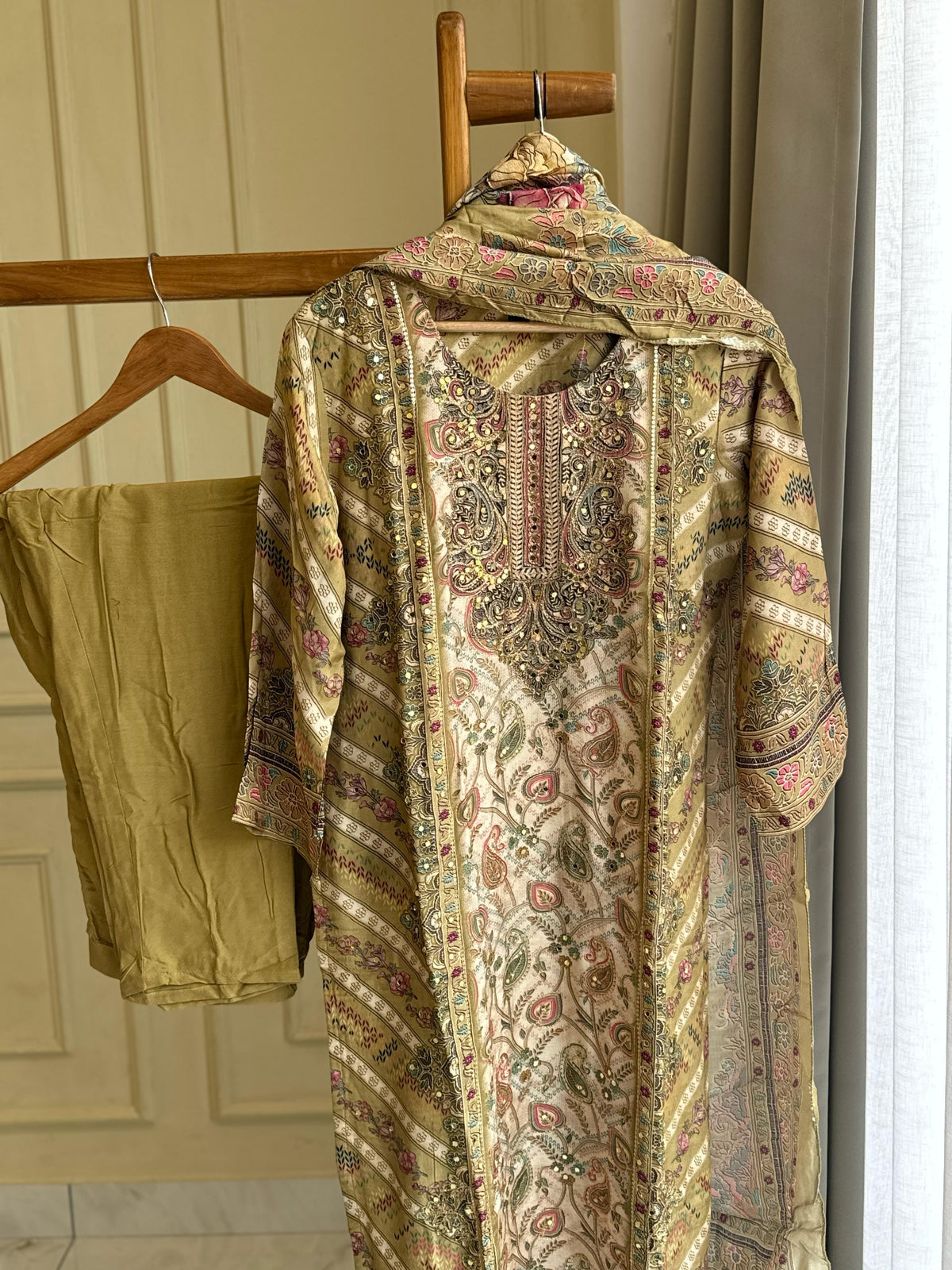 Stunning muslin suits with color options-202