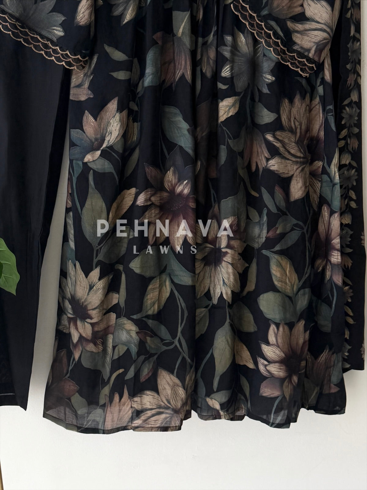 Mirror Embellished Printed Suit-13136