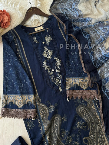 Embroidery Print Suit